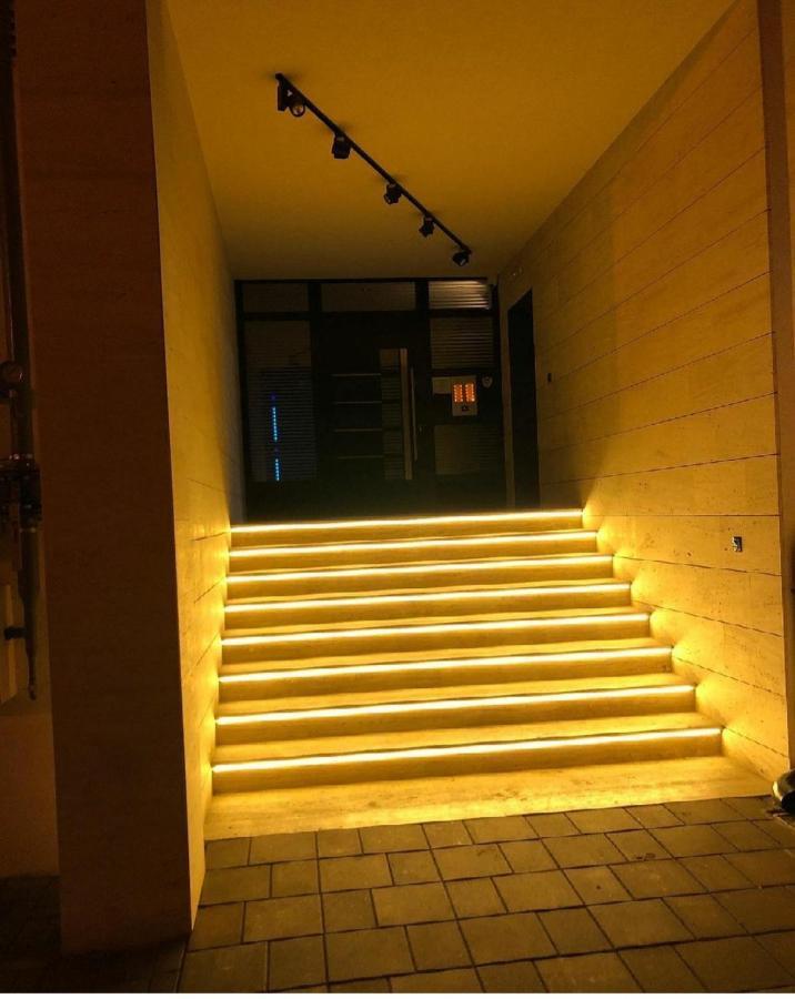 Lux Apartman 33 Kragujevac Exterior photo
